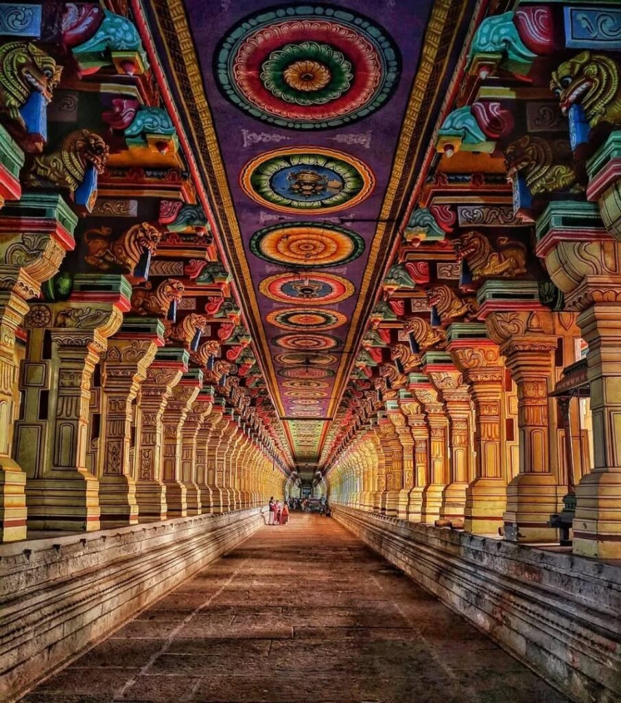 Aayiram Kal Mandapam" (Thousand Pillar Hall)